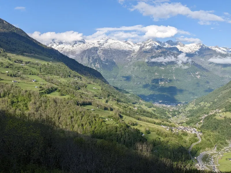 Vue sur la vallée Grange de Bâa Hautes Pyrénées